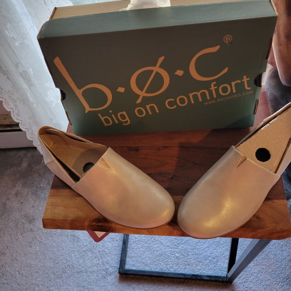 BORN B.O.C Slip-On Flats distressed Soft LEATER Comfort Loafer